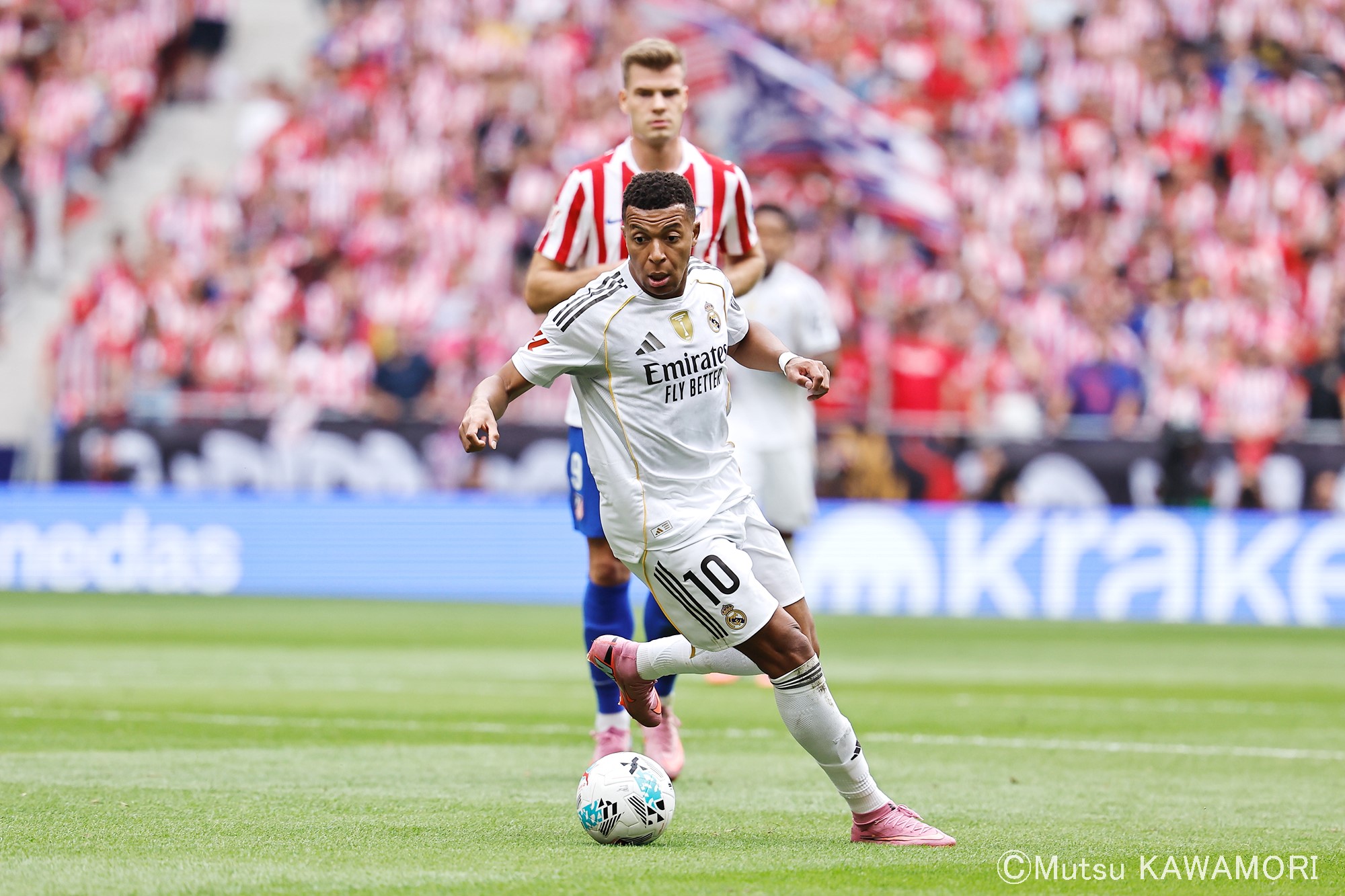 Please do not reproduce without prior permission.