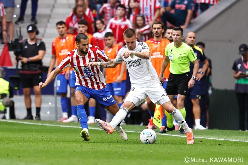 Please do not reproduce without prior permission.