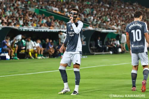 Please do not reproduce without prior permission.