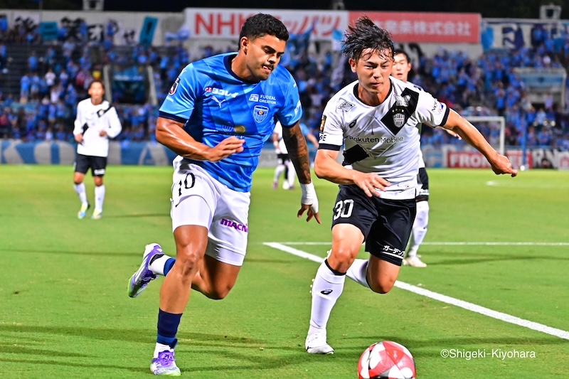 横浜FC、J・パウロ＆小倉陽太の2発で神戸に先勝！　ルヴァンカップ4強入りへ大きく前進