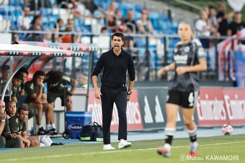 Please do not reproduce without prior permission.