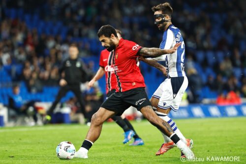 Please do not reproduce without prior permission.