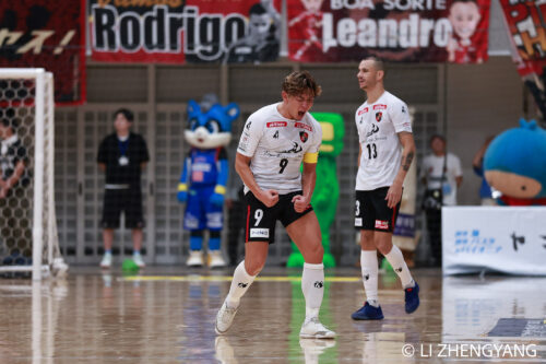 1013フットサル-李正洋14