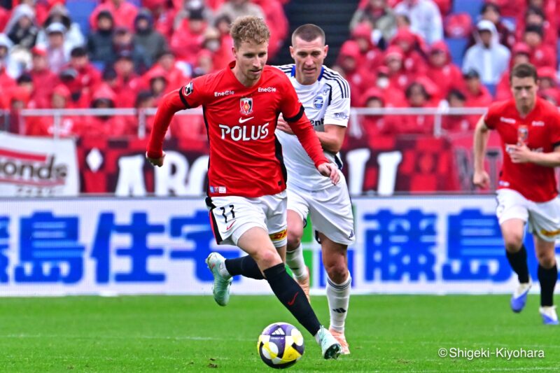 20251025 J1 Urawa vs Machida Kiyohara40(s)
