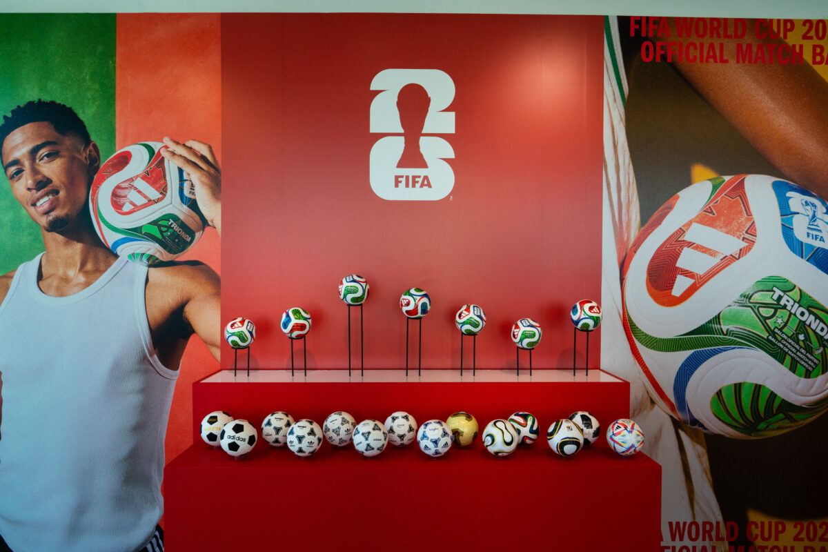 アディダス社製 FIFA ワールドカップ歴代公式試合球一覧…北中米W杯は『TRIONDA（トリオンダ）』に決定