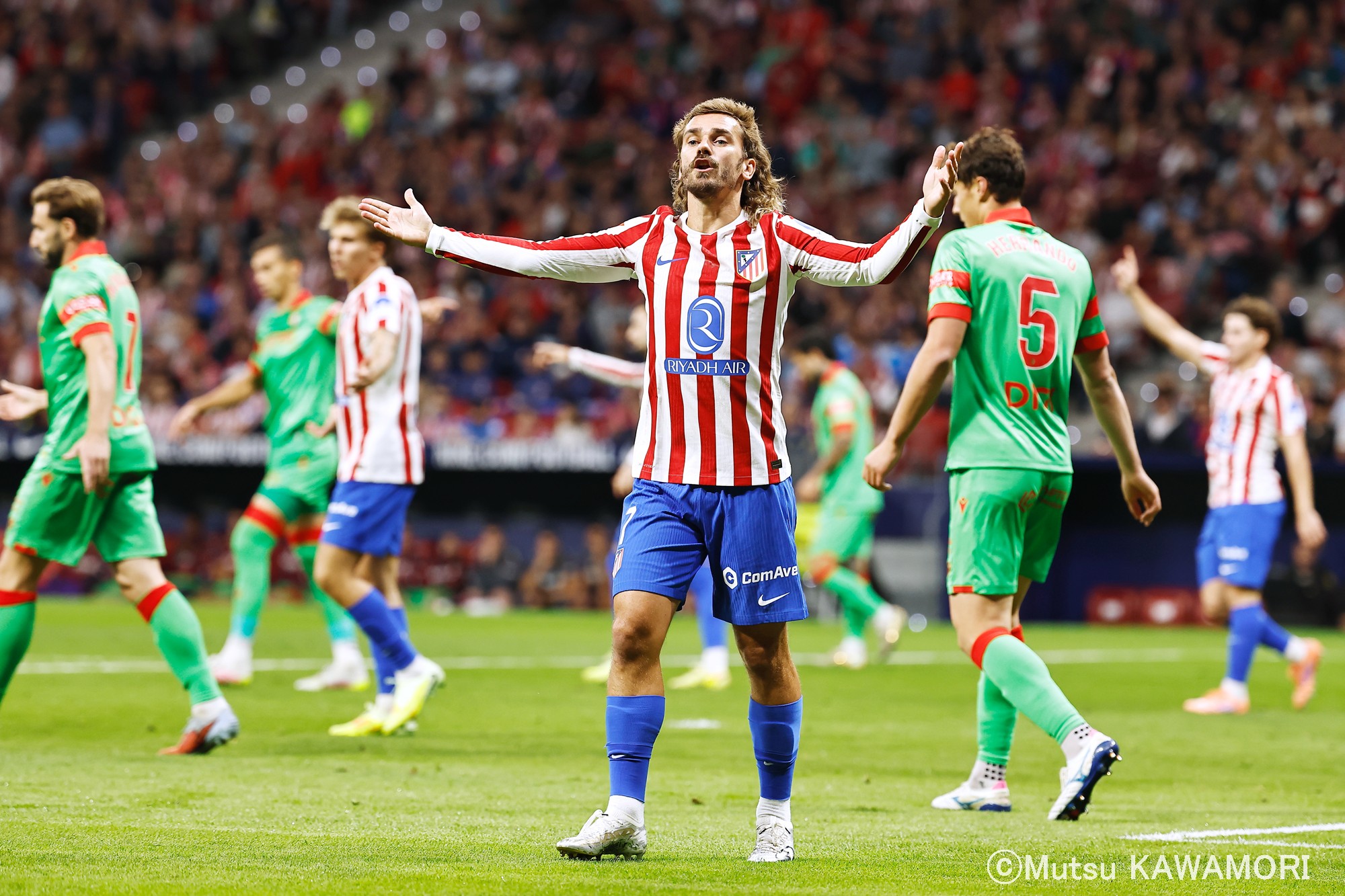 Please do not reproduce without prior permission.