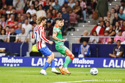 Please do not reproduce without prior permission.