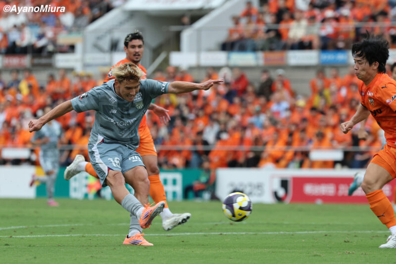 AyanoMiura_20251004_056