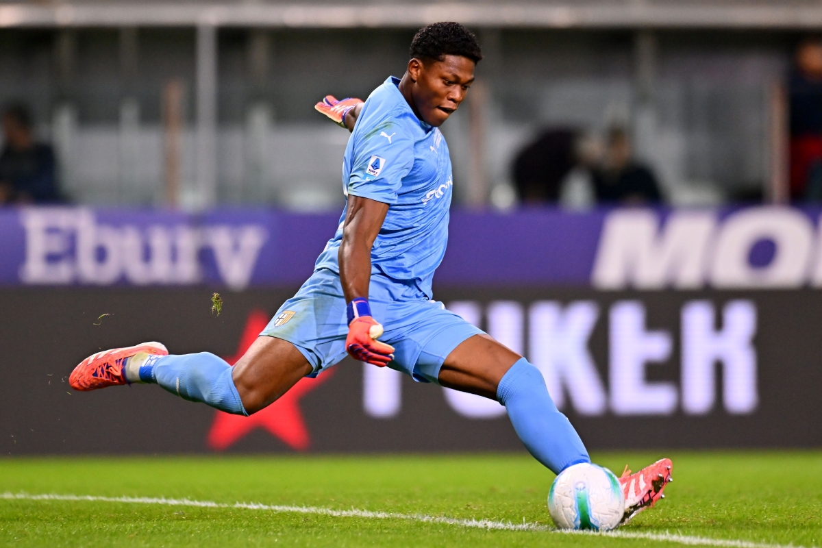 チェルシー＆ミランが注目のGK鈴木彩艶、ビッグクラブからの関心に