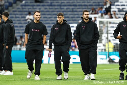 Please do not reproduce without prior permission.