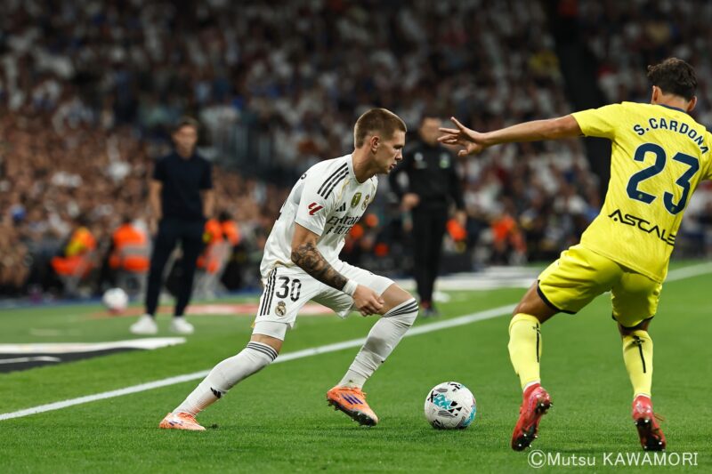 Please do not reproduce without prior permission.