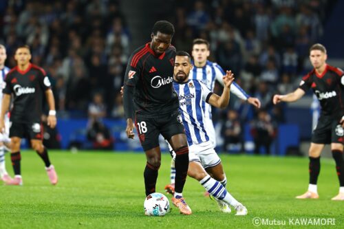 Please do not reproduce without prior permission.