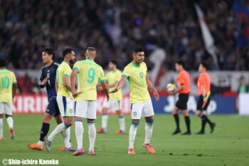 ガンバ大阪の華麗な攻撃サッカー その伝統的スタイルを支えるumbro