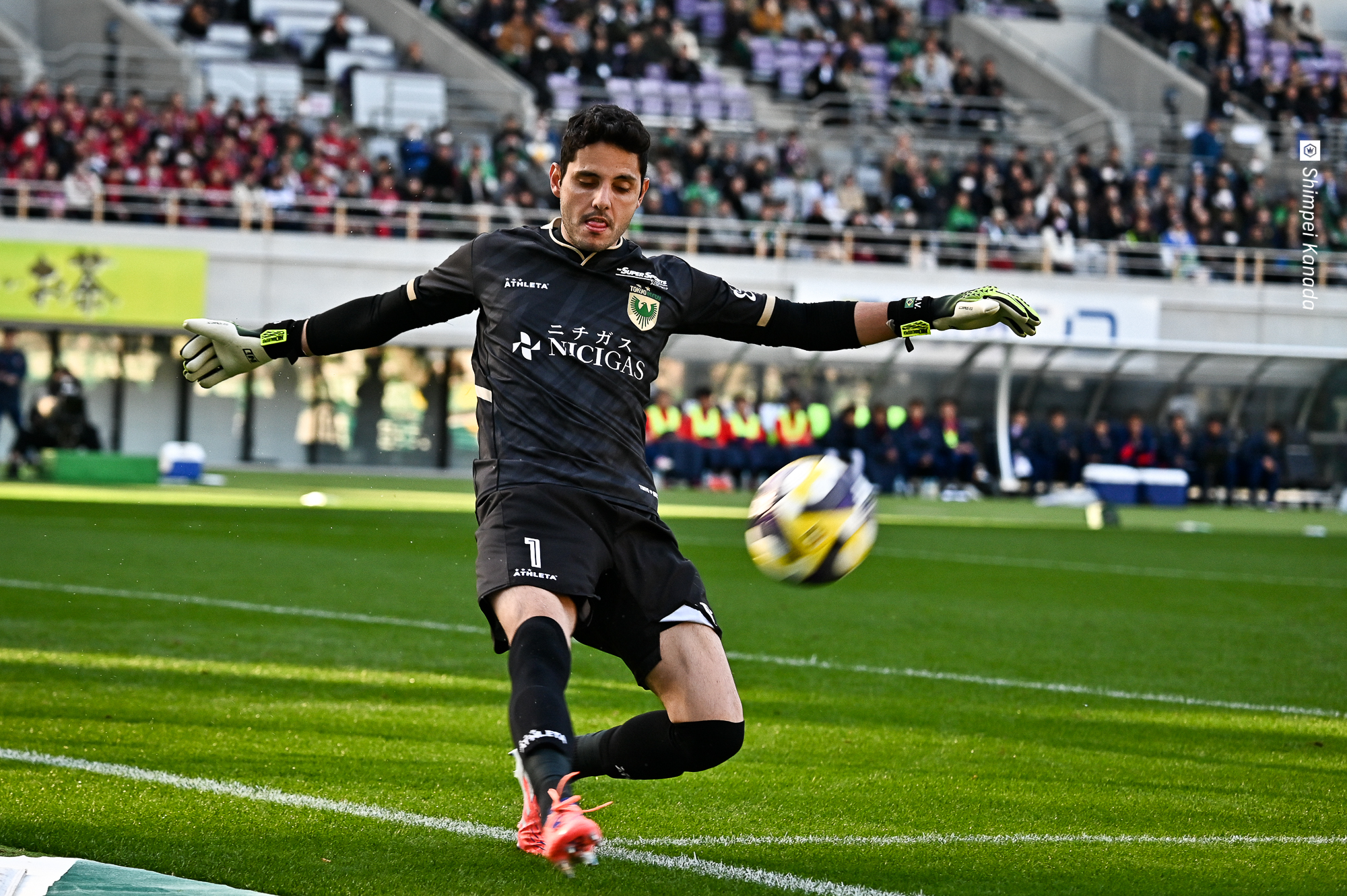 写真・18枚目】【写真ギャラリー】2025.11.30 明治安田J1リーグ第37節