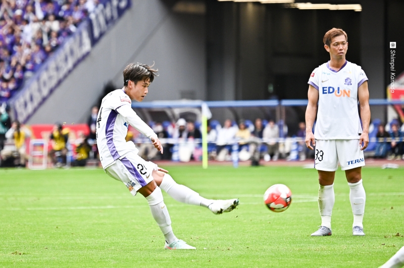 東俊希