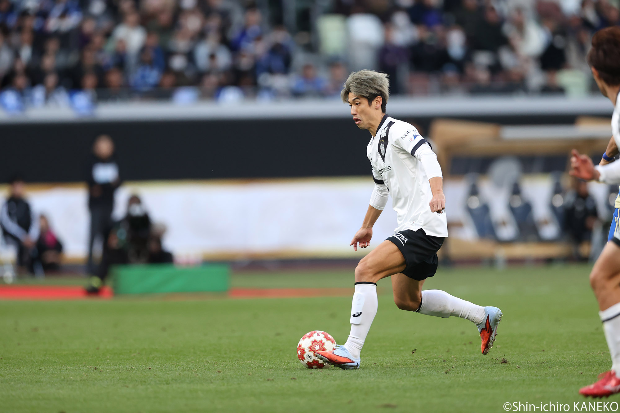 2025.11.22_60_kaneko