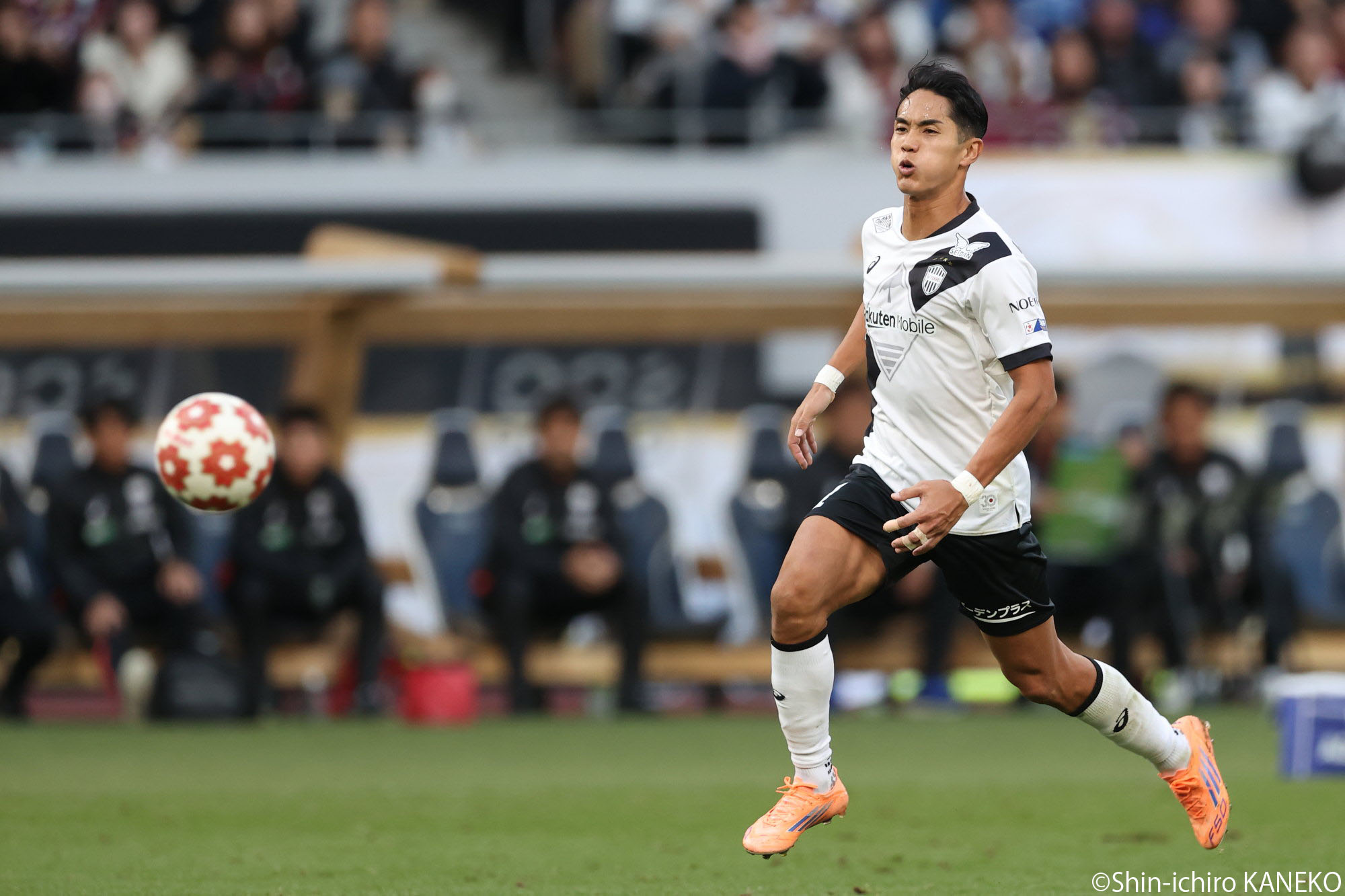 写真・72枚目】【写真ギャラリー】2025.11.16 第105回天皇杯 決勝 FC