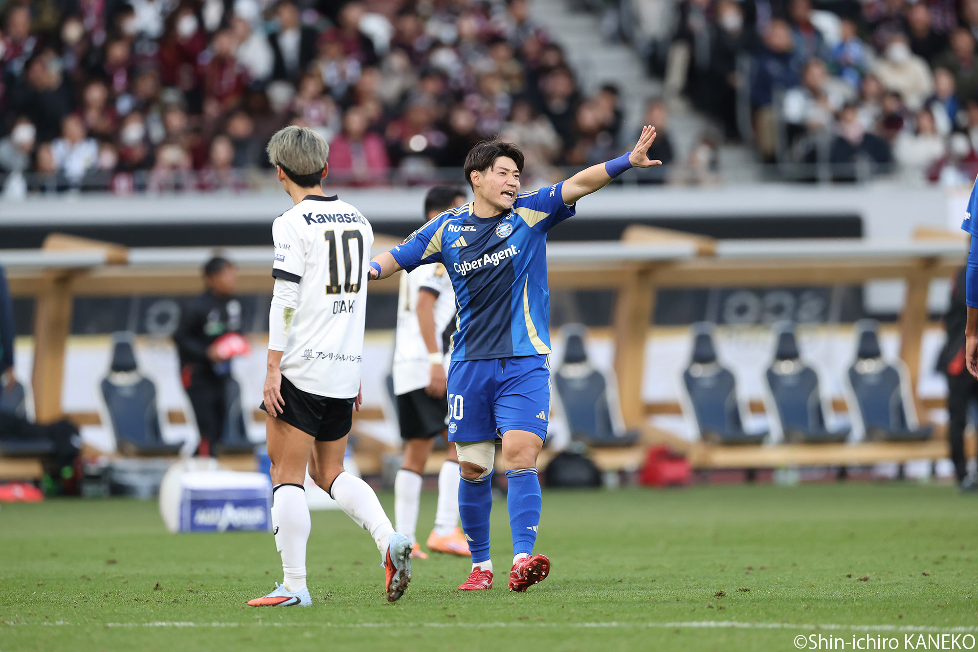 写真・74枚目】【写真ギャラリー】2025.11.16 第105回天皇杯 決勝 FC