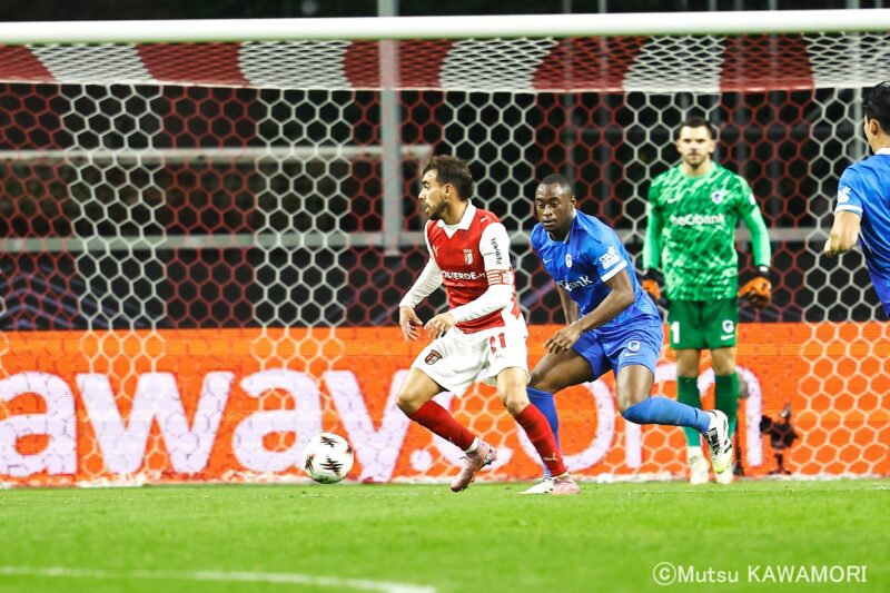 Please do not reproduce without prior permission.