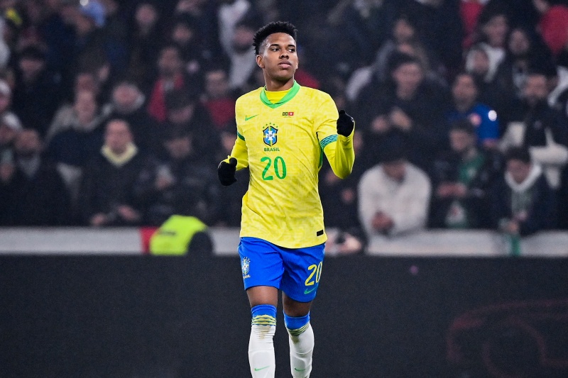 18歳エステヴァンがペレ氏に次ぐ快挙！ ブラジル代表史上2番目の若さで