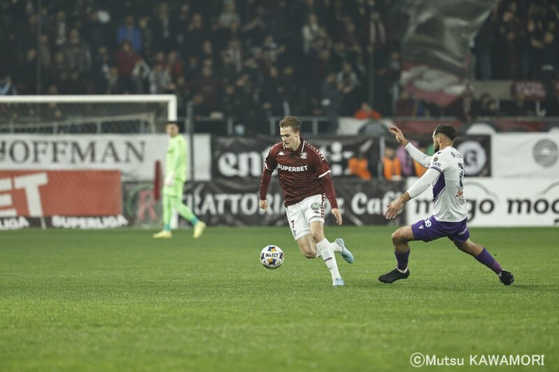 Please do not reproduce without prior permission.