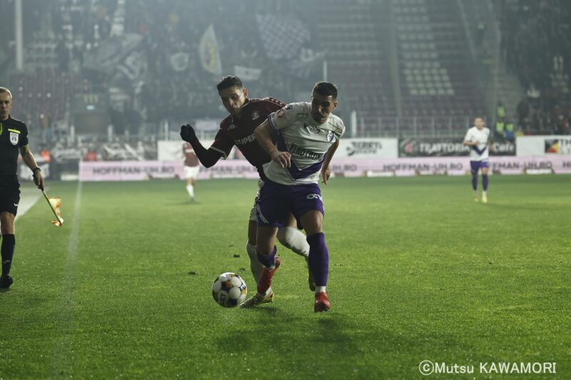 Please do not reproduce without prior permission.