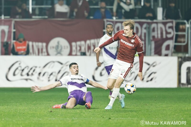 Please do not reproduce without prior permission.