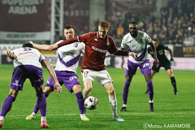 Please do not reproduce without prior permission.