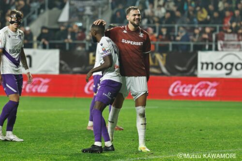 Please do not reproduce without prior permission.