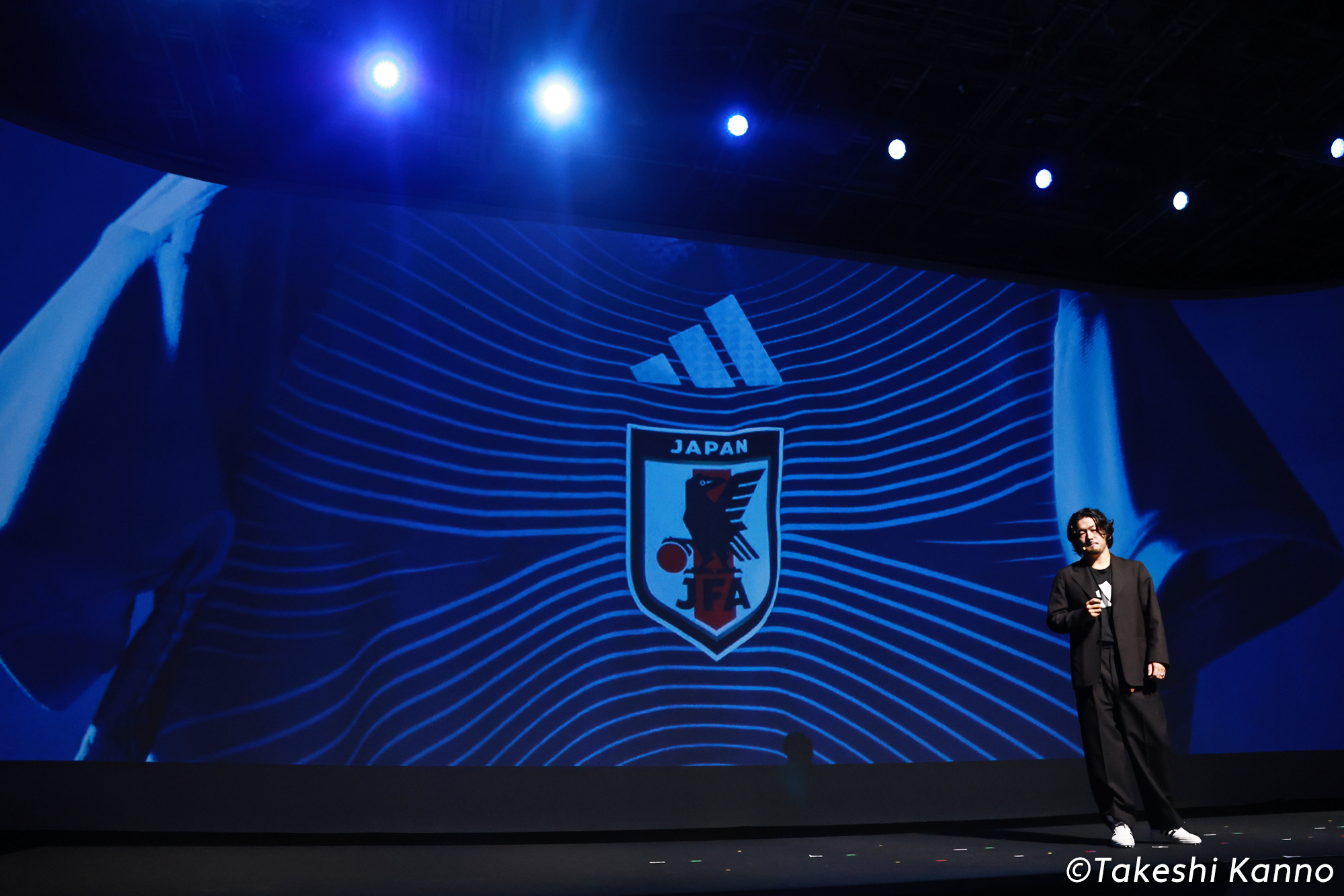 adidas-20251110-03