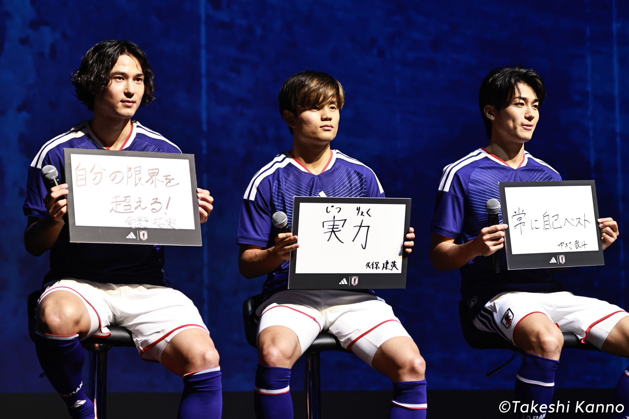adidas-20251110-13