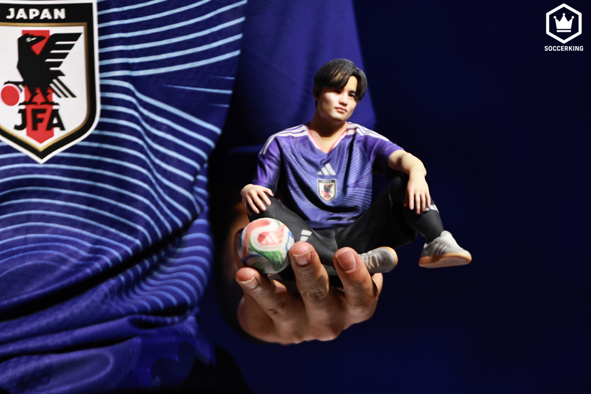 2017年FC東京サインボール Jリーグ公式球 adidas 久保建英 2017年FC東京サインボール Jリーグ公式球 adidas 久保建英 - メルカリ