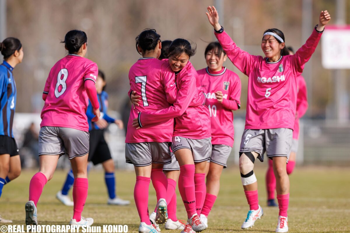 【写真ギャラリー】2025.12.29 第34回全日本高等学校女子サッカー選手権大会 1回戦 益田東 6－2 那覇