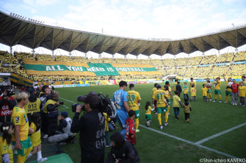 2025.11.29_02_kaneko