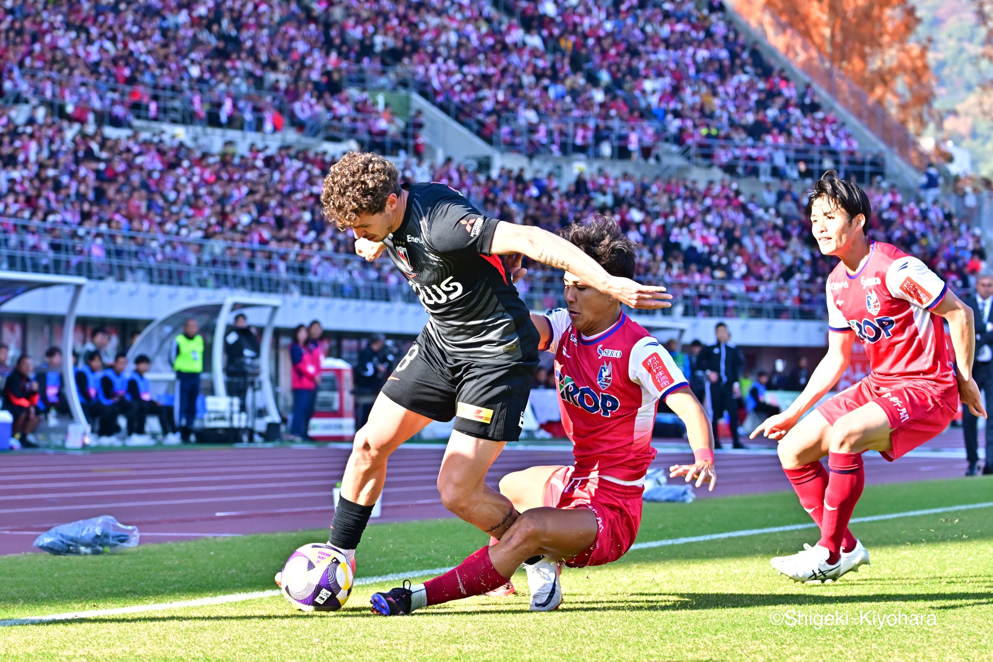 20251130 J1 Okayama vs Urawa Kiyohara3(s)