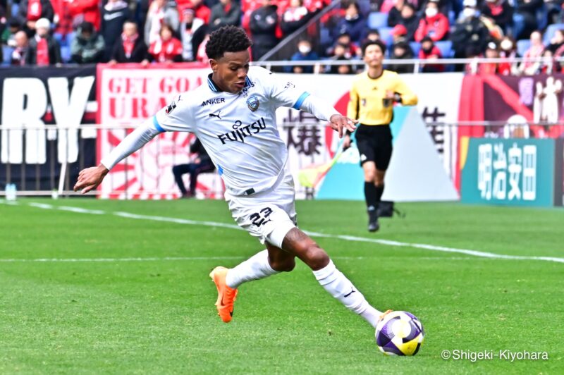 20251206 J1 Urawa vs Kawasaki Kiyohara17(s)