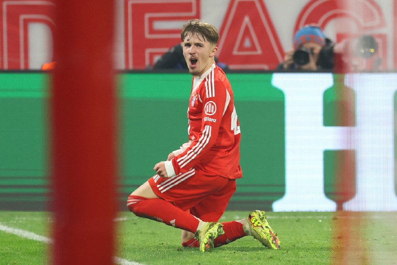 バイエルン、“3発逆転”でスポルティング撃破！ 伊藤洋輝＆守田英正は