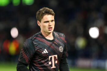 ヨナス・ウルビヒ