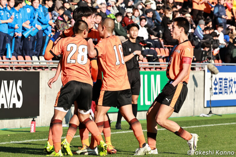 写真ギャラリー】2025.12.29 第104回全国高校サッカー選手権大会1回戦