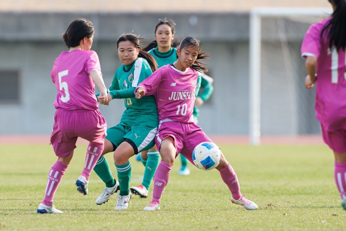 【写真ギャラリー】2025.12.30 第34回全日本高等学校女子サッカー選手権大会 2回戦 藤枝順心 2－0 AICJ