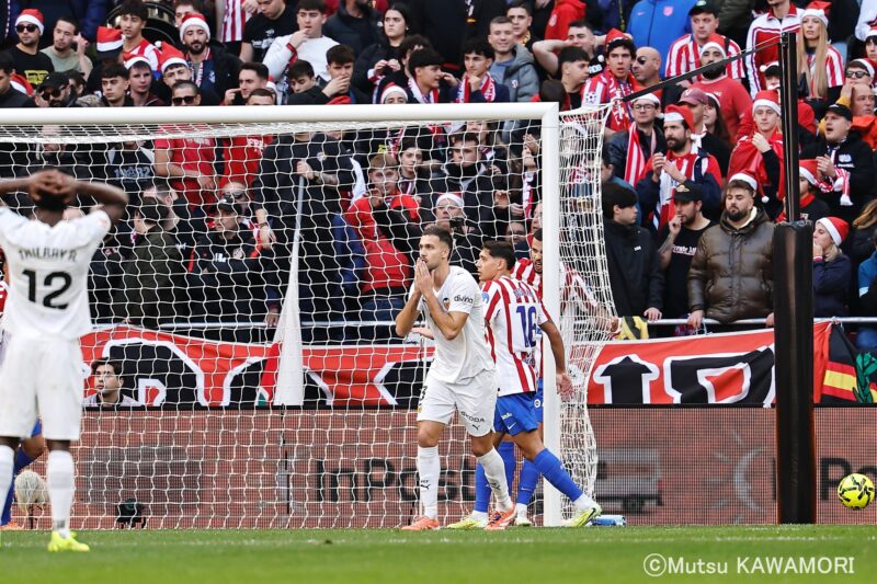 Please do not reproduce without prior permission.