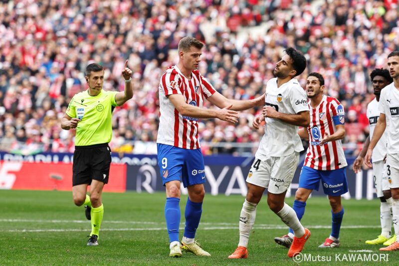 Please do not reproduce without prior permission.