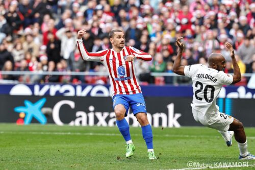 Please do not reproduce without prior permission.