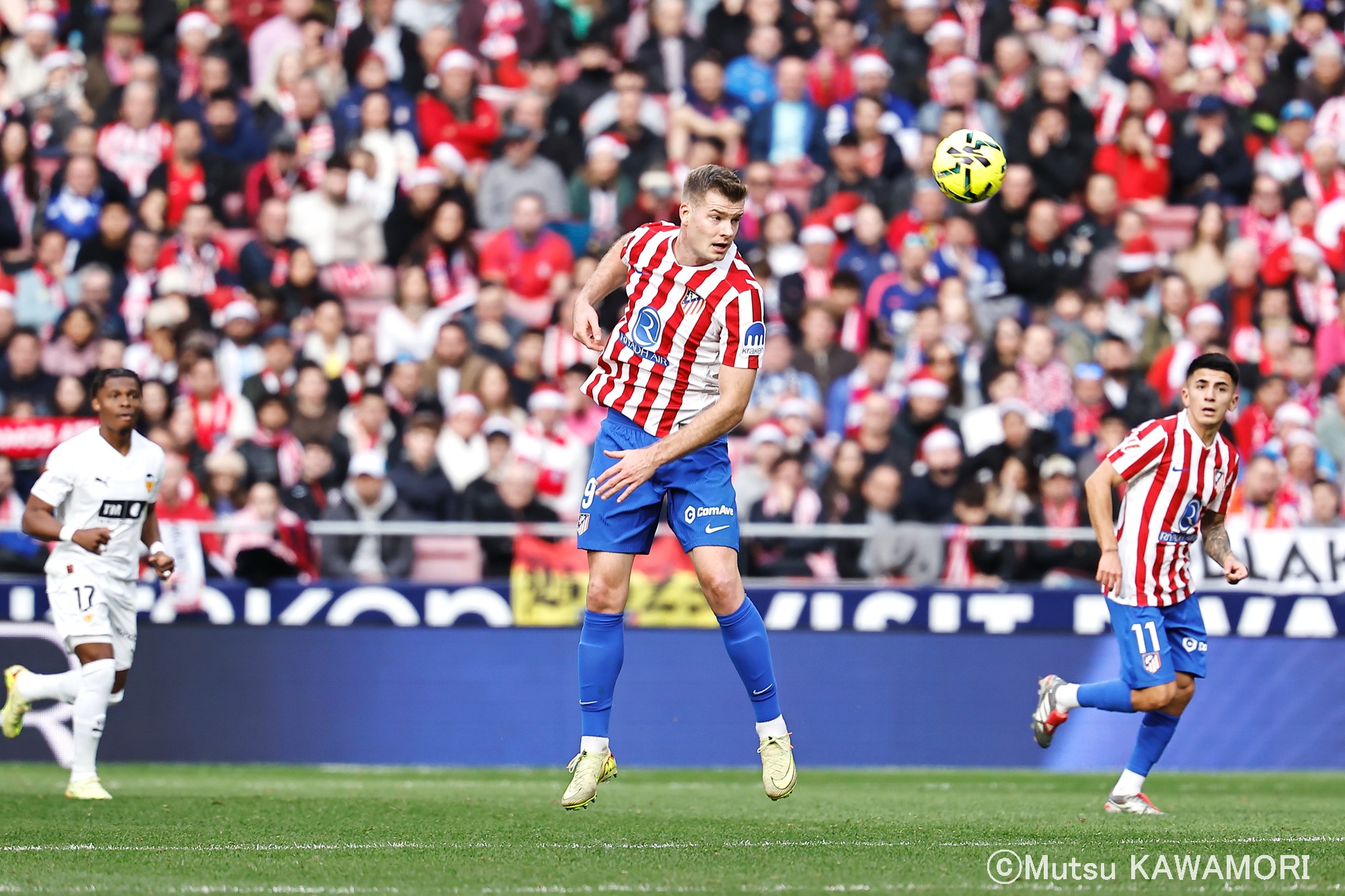 Please do not reproduce without prior permission.