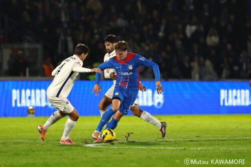 Please do not reproduce without prior permission.