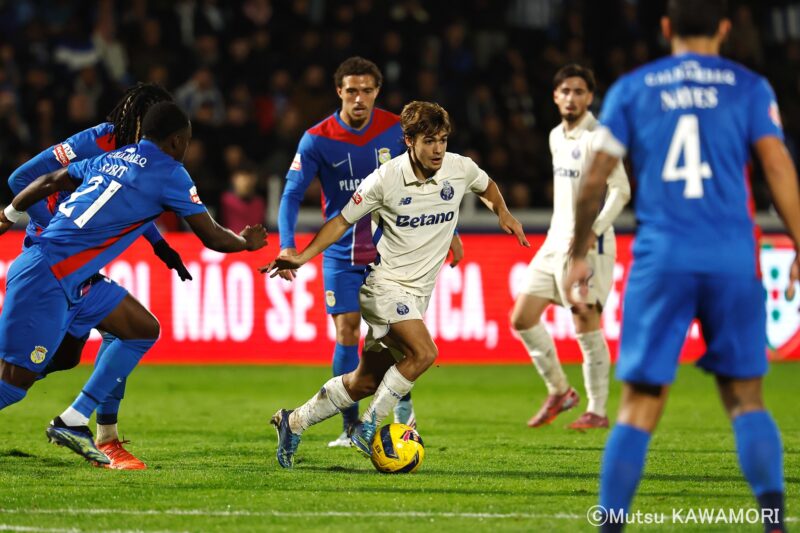 Please do not reproduce without prior permission.