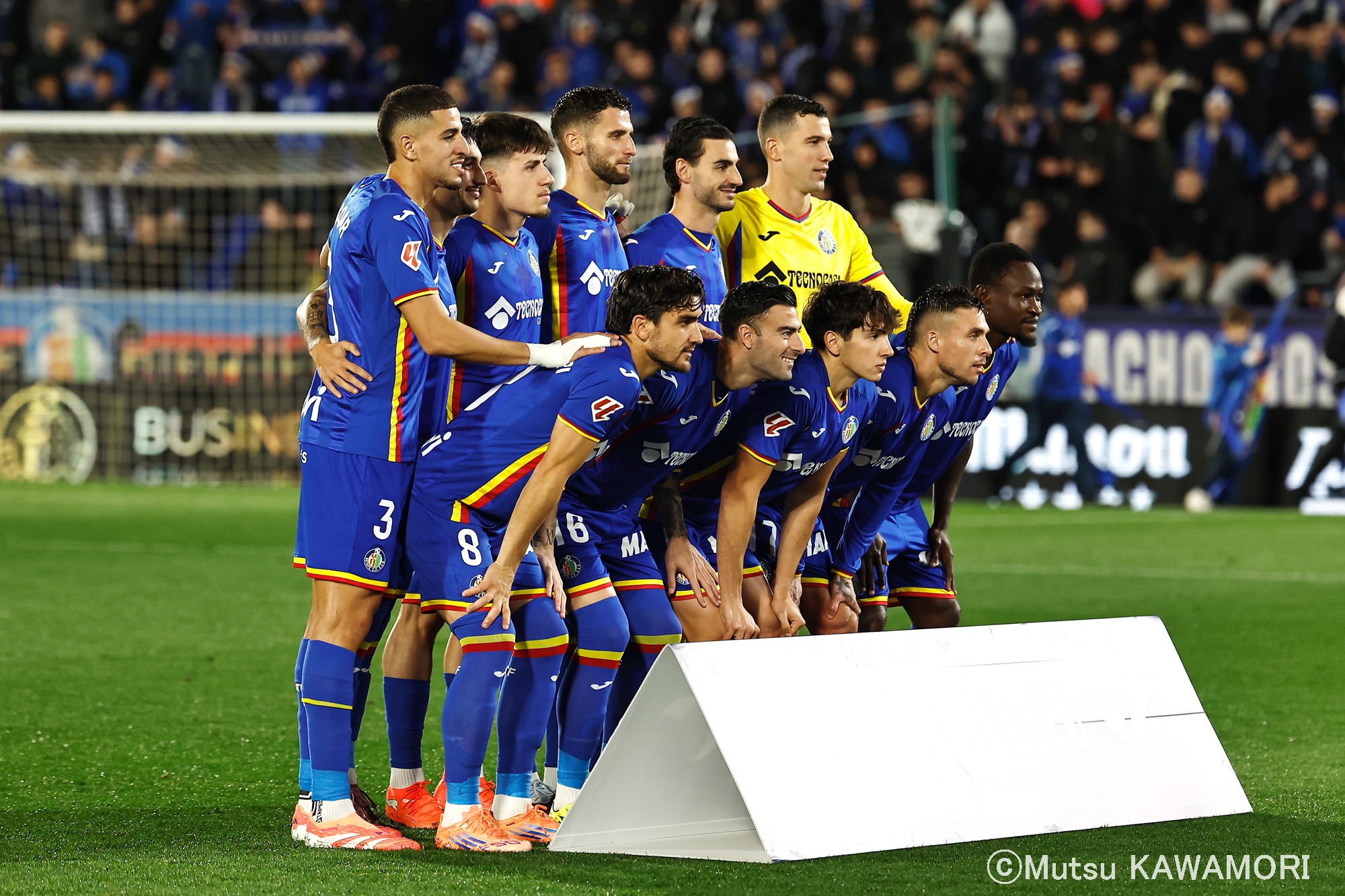 Please do not reproduce without prior permission.