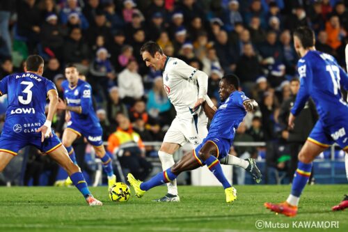 Please do not reproduce without prior permission.