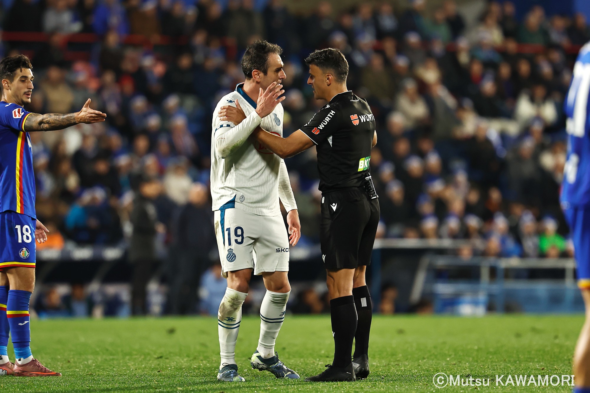 Please do not reproduce without prior permission.