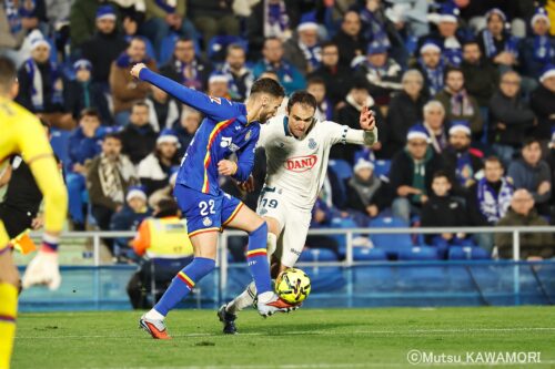 Please do not reproduce without prior permission.